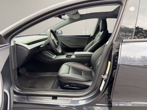 Used 2024 Tesla Model 3 Long Range RWD image 9