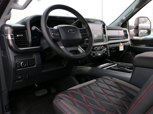 New 2026 Ford F250 Lariat w/ Black Appearance Package image 22