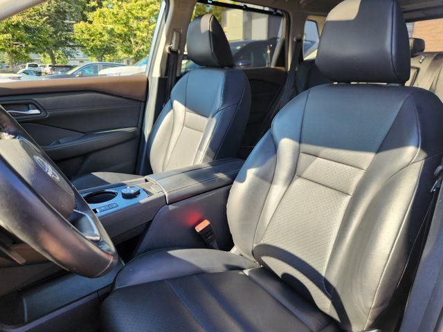 Certified 2023 Nissan Rogue SV w/ SV Premium B Package AWD/4WD image 7