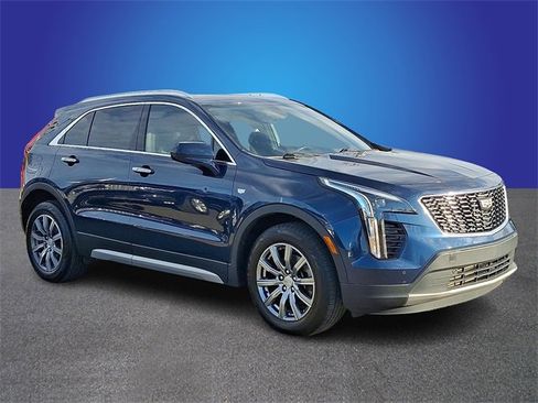 Used 2019 Cadillac XT4 Premium Luxury w/ Cold Weather Package image 3