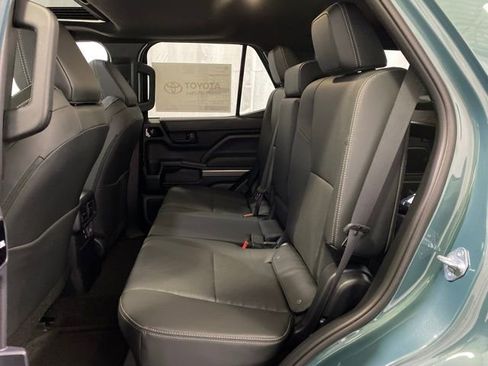 New 2026 Toyota 4Runner TRD Off-Road Premium AWD/4WD image 10