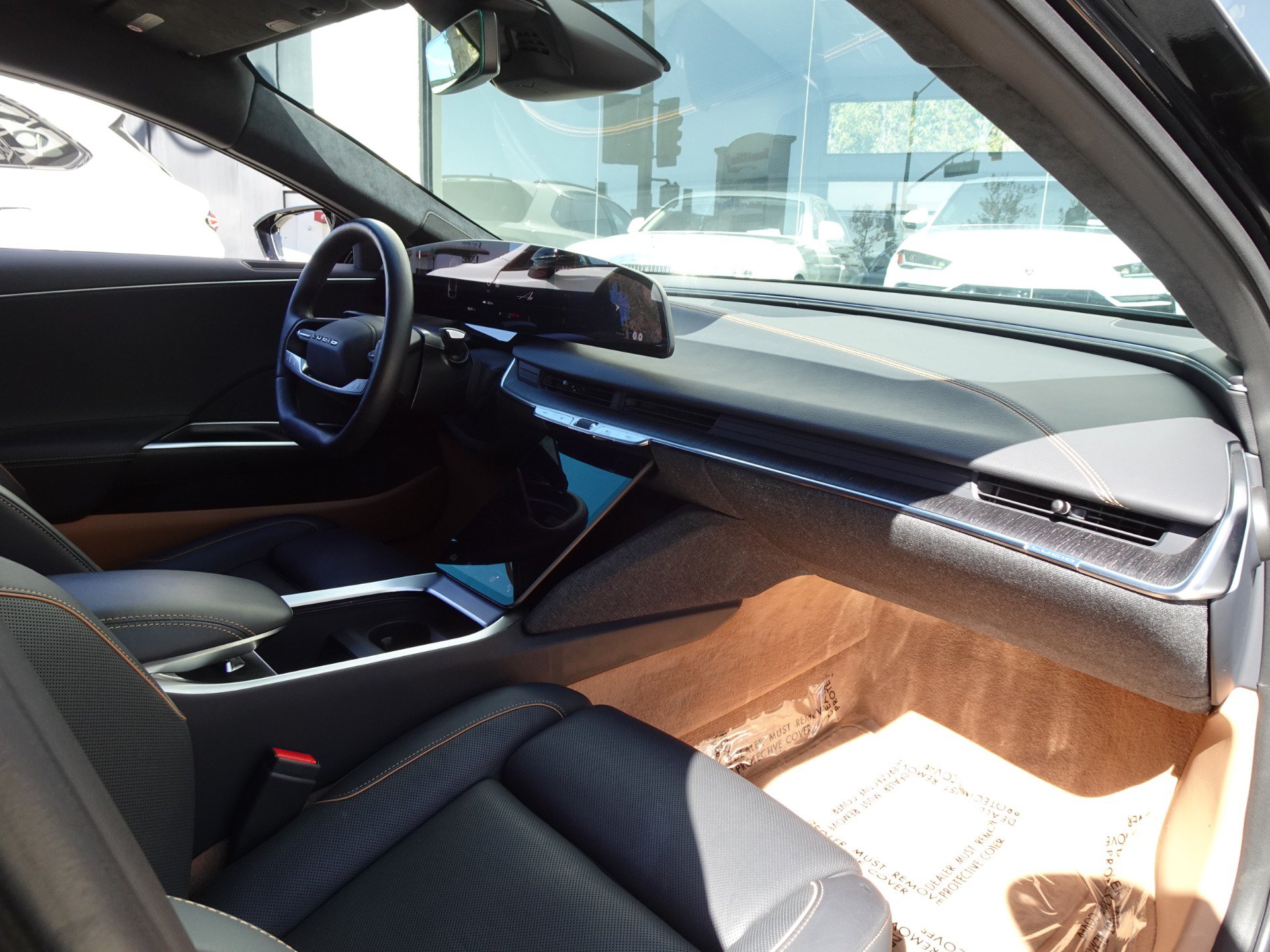 Used 2025 Lucid Air Touring AWD/4WD image 19