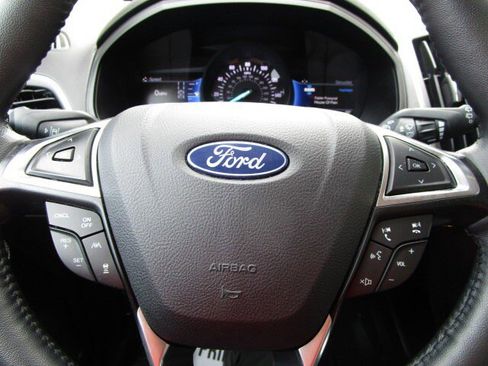 Used 2024 Ford Edge Titanium w/ Equipment Group 301A AWD/4WD image 23