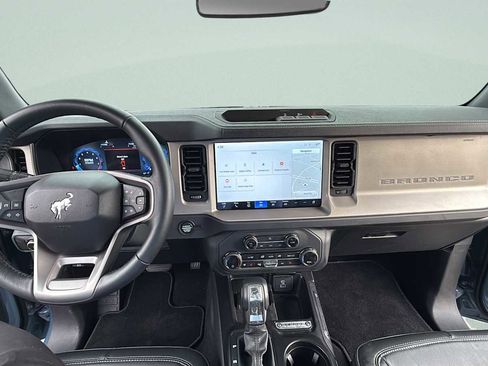 Used 2025 Ford Bronco Outer Banks image 20
