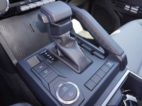 Certified 2026 Toyota Tacoma SR5 RWD image 17