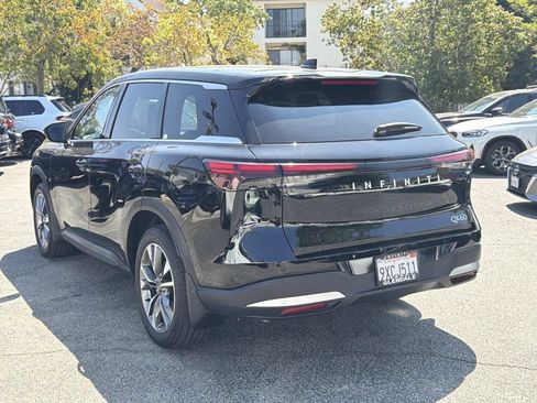 Certified 2026 INFINITI QX60 Pure w/ Cargo Package FWD image 4