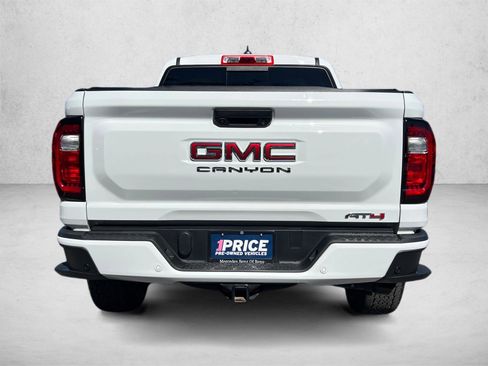 Used 2023 GMC Canyon AT4 w/ AT4 Premium Package AWD/4WD image 6