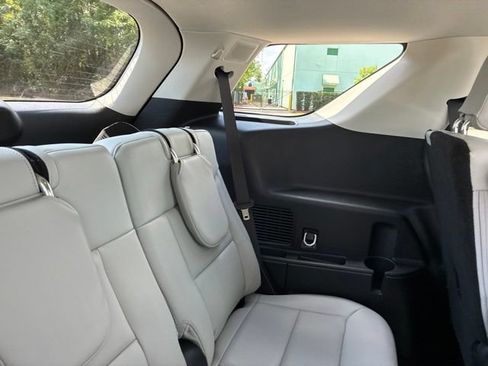 Used 2025 Ford Explorer Platinum w/ Ultimate Package RWD image 23