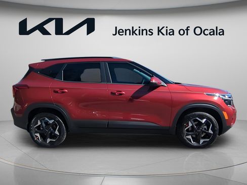 New 2026 Kia Seltos S FWD image 2