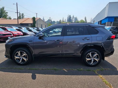 Used 2024 Toyota RAV4 SE w/ Weather & Moonroof Package AWD/4WD image 2