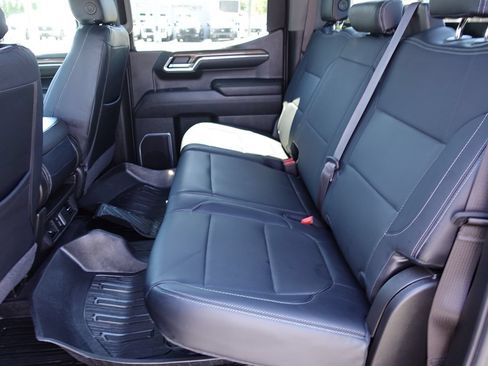 Used 2024 Chevrolet Silverado 1500 LT AWD/4WD image 23