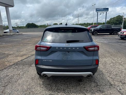 Used 2025 Ford Escape Active w/ Active Premium Tech Pack FWD image 6