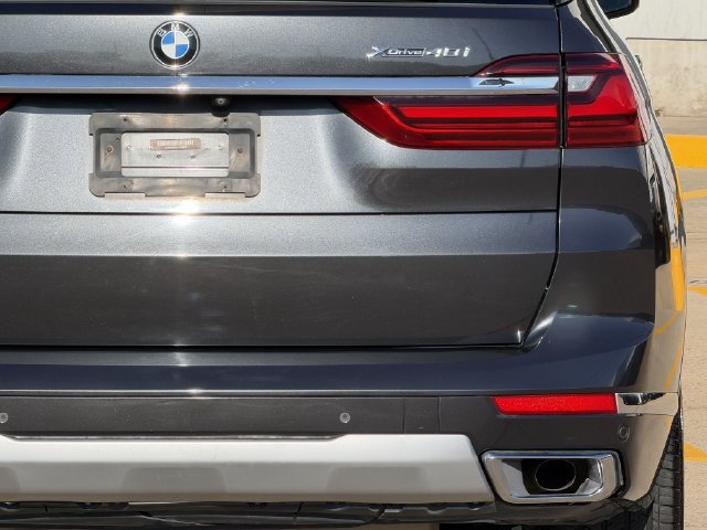 Used 2020 BMW X7 xDrive40i w/ Cold Weather Package AWD/4WD image 9
