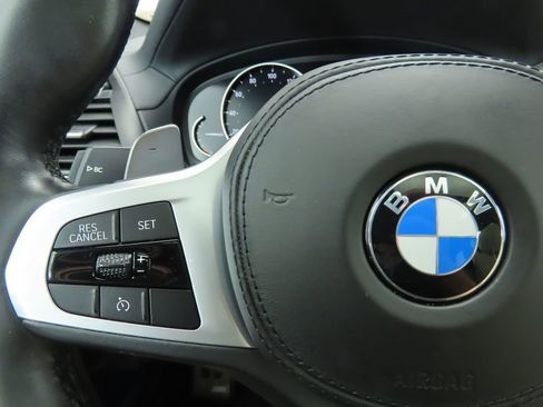 Used 2021 BMW X3 sDrive30i w/ M Sport Package image 11