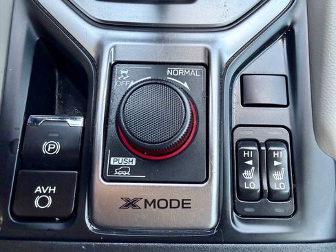 Used 2023 Subaru Forester Premium AWD/4WD image 43