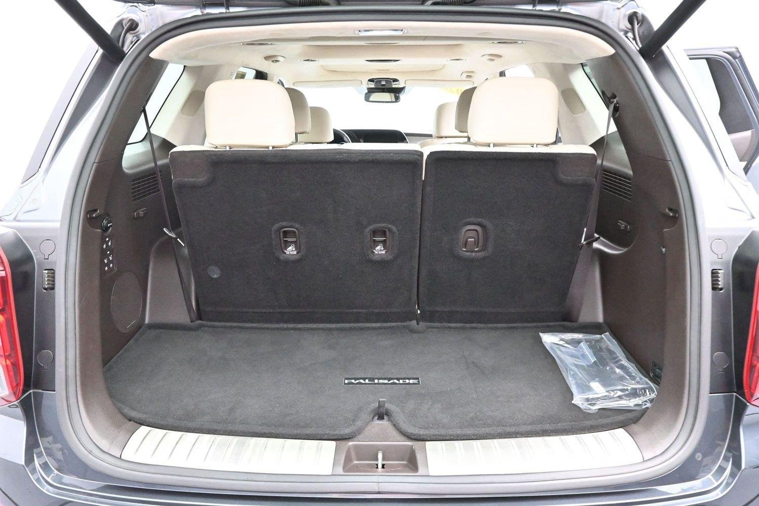 Used 2020 Hyundai Palisade Limited FWD image 9