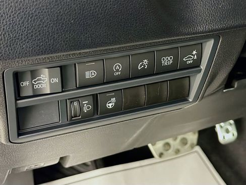 New 2026 Toyota Tundra SR5 AWD/4WD image 10
