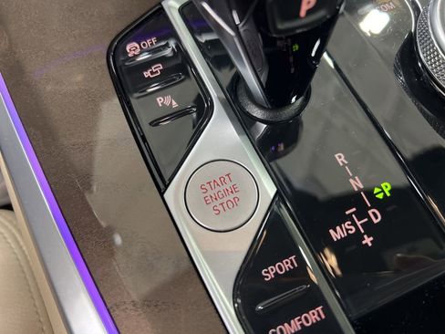 Used 2022 BMW X5 xDrive40i w/ Premium Package image 20