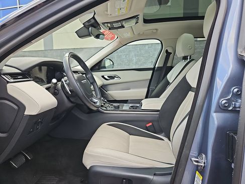 Used 2019 Land Rover Range Rover Velar R-Dynamic SE AWD/4WD image 14