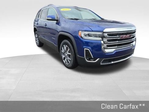 Used 2023 GMC Acadia SLT w/ Preferred Package image 3