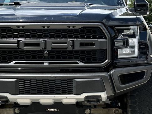 Used 2017 Ford F150 Raptor w/ Equipment Group 802A Luxury AWD/4WD image 10