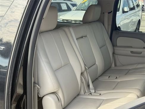 Used 2013 GMC Yukon XL SLT image 30