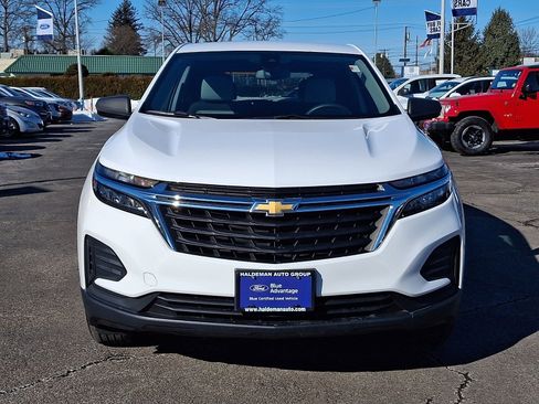 Used 2023 Chevrolet Equinox LS w/ LS Convenience Package image 2