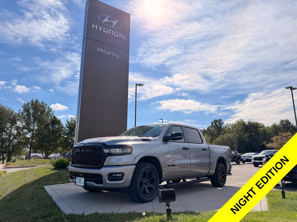 Used 2025 RAM 1500 Big Horn AWD/4WD image 1