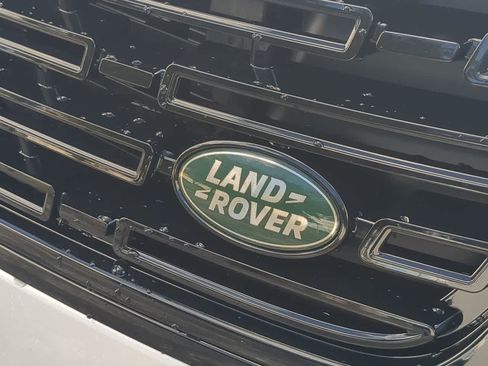 New 2026 Land Rover Range Rover Velar S AWD/4WD image 11