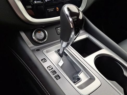 Used 2024 Nissan Murano SL AWD/4WD image 18