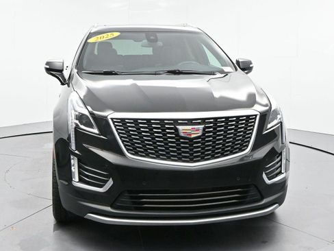 Certified 2025 Cadillac XT5 Premium Luxury AWD/4WD image 2