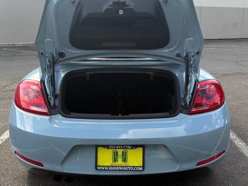 Used 2013 Volkswagen Beetle TDI image 18