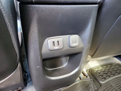 Used 2019 Chevrolet Colorado LT w/ Redline Special Edition image 15