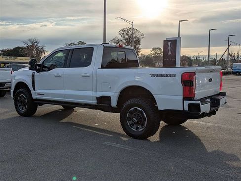 Certified 2024 Ford F350 Lariat w/ Lariat Ultimate Package image 6