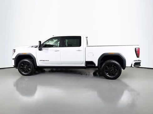New 2026 GMC Sierra 2500 AT4 AWD/4WD image 4