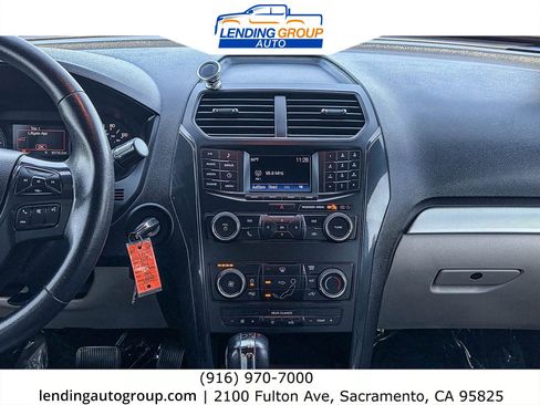 Used 2019 Ford Explorer Base image 12