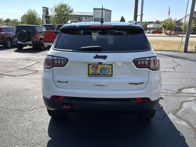 Used 2019 Jeep Compass Trailhawk w/ Cold Weather Group AWD/4WD image 9