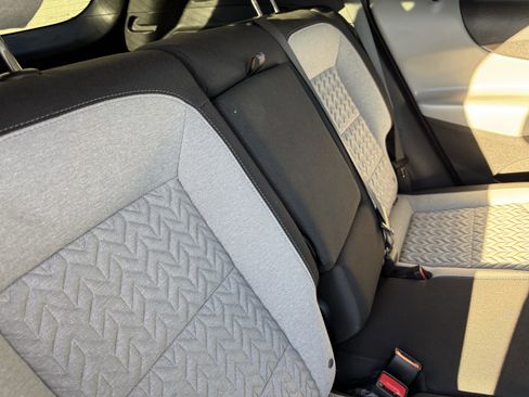 Used 2023 Chevrolet Equinox LS w/ LS Convenience Package image 10