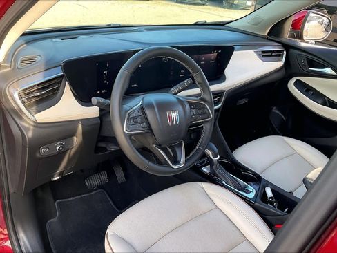 Used 2025 Buick Encore GX Avenir w/ Avenir Technology Package FWD image 18
