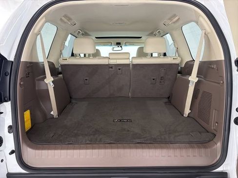 Used 2018 Lexus GX 460 Premium w/ Premium Package AWD/4WD image 25