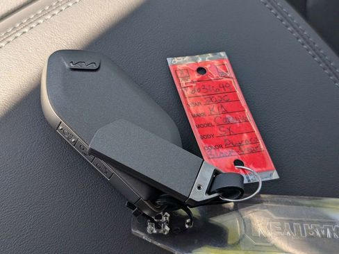 New 2026 Kia Carnival SX image 27