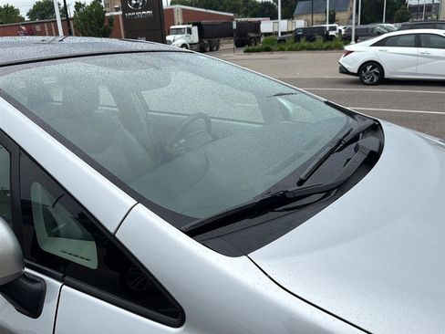 Used 2010 Toyota Prius Five FWD image 4