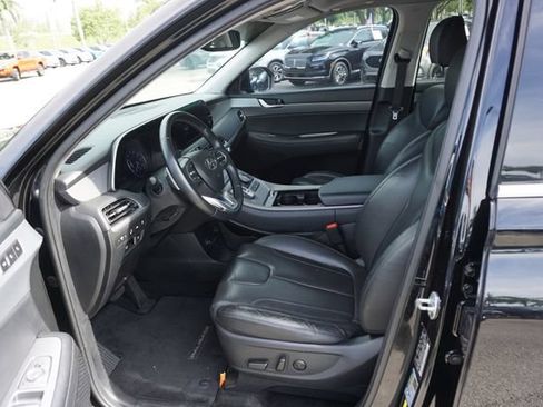 Used 2022 Hyundai Palisade SEL w/ Premium Package FWD image 14