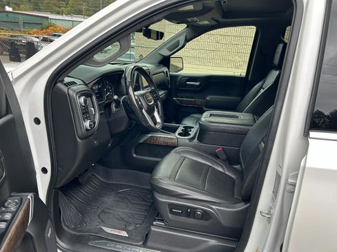 Used 2019 GMC Sierra 1500 Denali w/ Denali Ultimate Package AWD/4WD image 10