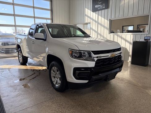 Used 2022 Chevrolet Colorado LT w/ Fleet Safety Package image 6
