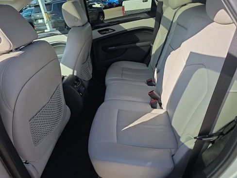 Used 2016 Cadillac SRX Premium image 23