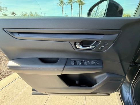 Used 2025 Honda CR-V Sport-L image 23