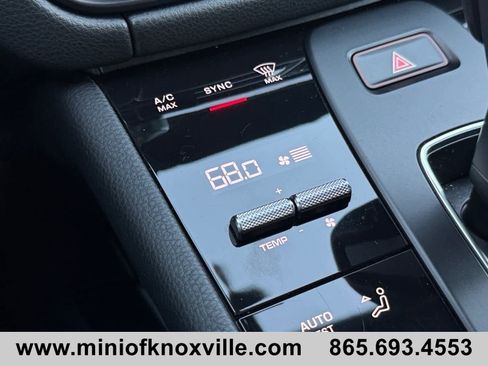 Used 2024 Porsche Macan Turbo image 26