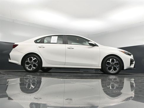 Used 2019 Kia Forte LXS FWD image 30