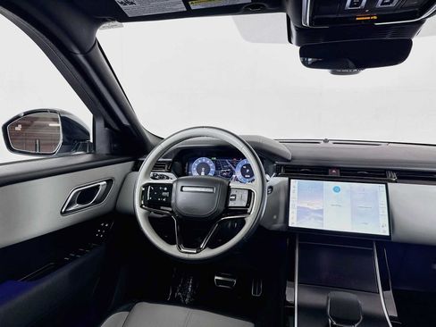 Used 2026 Land Rover Range Rover Velar Dynamic SE AWD/4WD image 23